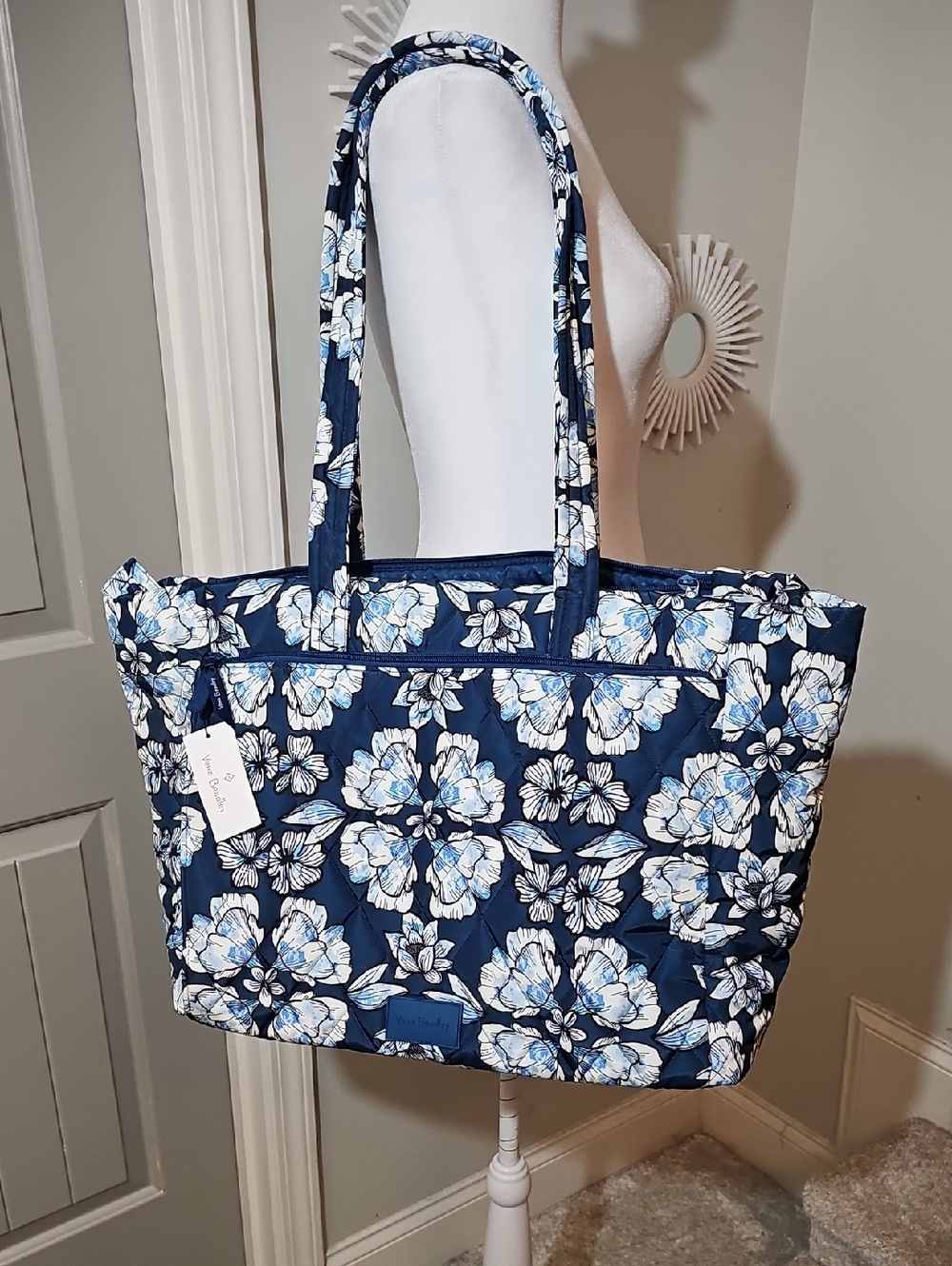 Vera Bradley Ultimate Travel Tote In Dive Floral Medallion